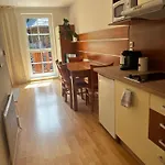 Kama Apartment *